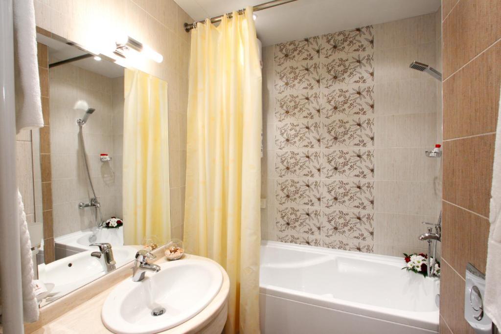 Spa Hotel Armira Starozagorski Bani Bilik gambar